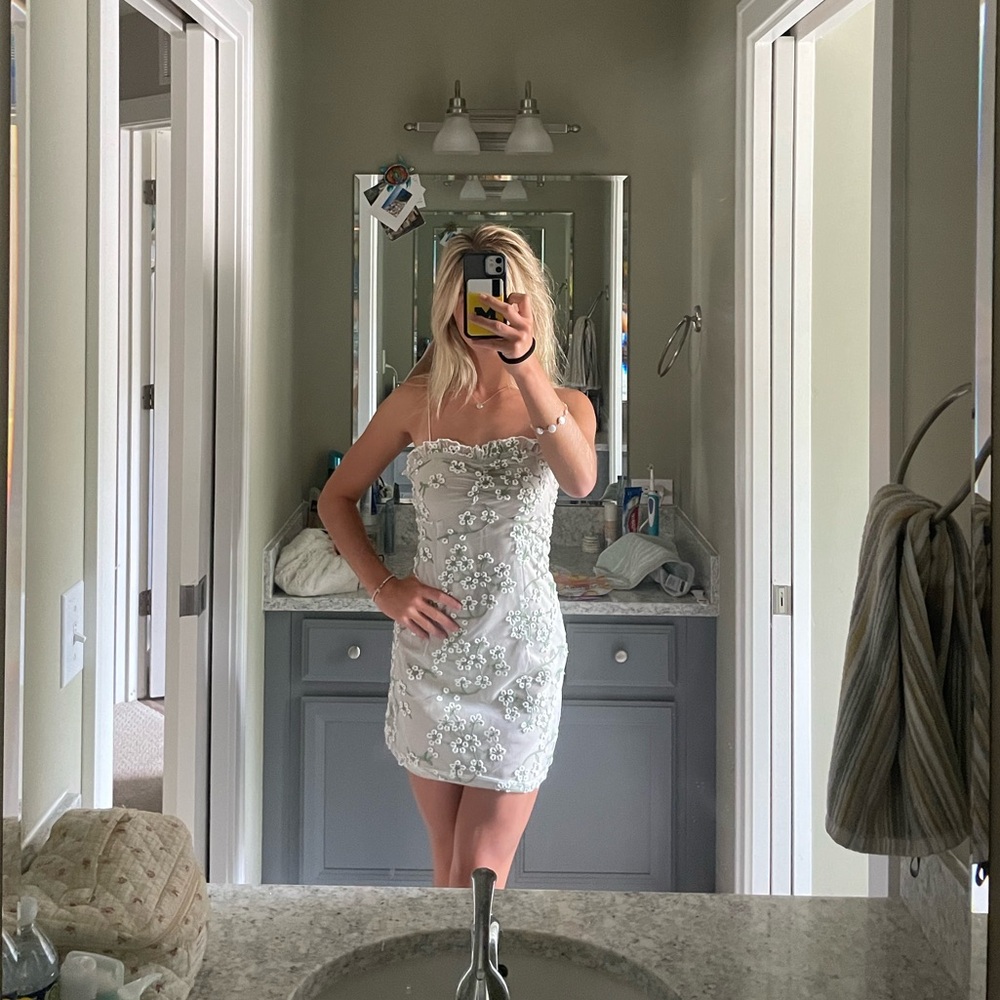 super cute summer dress!